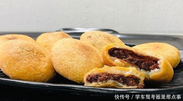 豆沙|开水里加一碗面粉,搅一搅,搓一搓,一会就做出一锅小点心