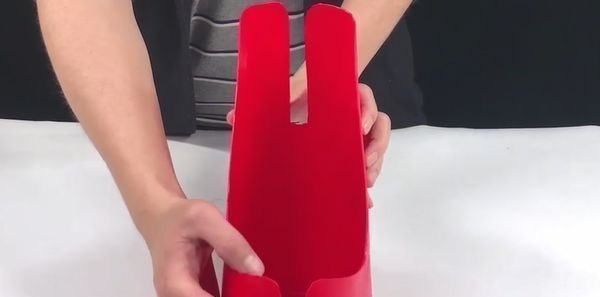 洗衣液空瓶扔掉等于在扔钱切几刀放在厨房,全家人都要抢着用