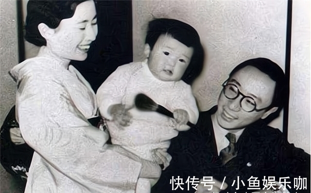 素书$郭沫若4字骂鲁迅,鲁迅加了1字回击,世人笑称:这便是郭沫若