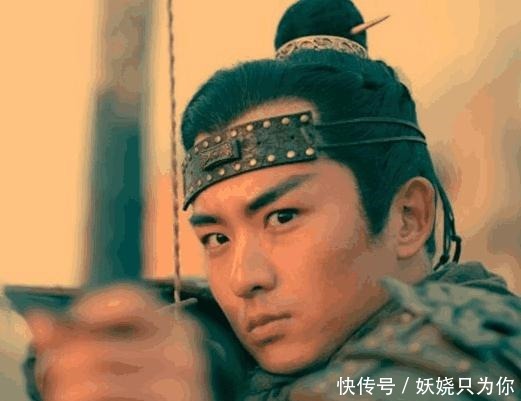 他是梁山美男子,妹妹被宋江当礼物送走,他却协助宋江成为头领!