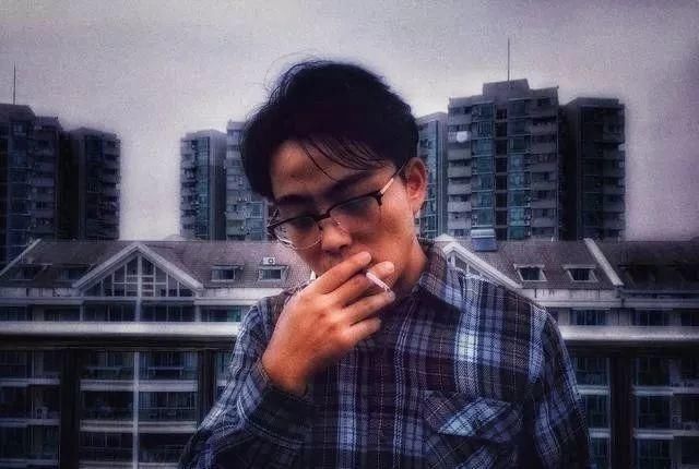 阳气足人长寿，男人尽量少碰3件耗阳事，慢慢把阳气“养起来”