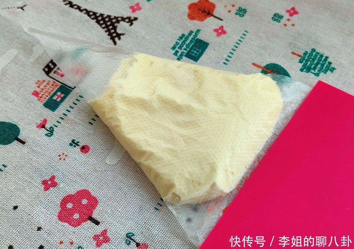 夹心饼干|自制芝士夹心饼干,香甜美味,孩子喜欢吃,早餐下午茶的好选择