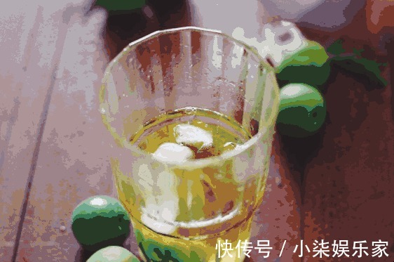 常喝|苏打水是什么高级水常喝真的防病,降尿酸吗