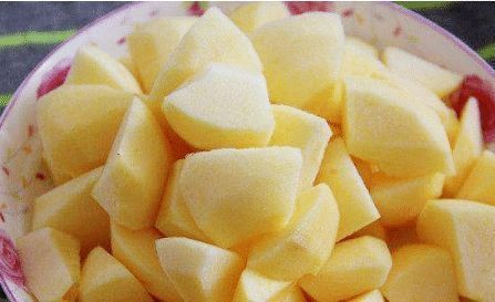 便秘|便秘最怕这水果,一斤3块钱,每天吃一次清肠刮油,大肚子不见了