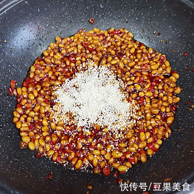 可口好上手的自制黄豆酱，再也不担心吃不上饭了