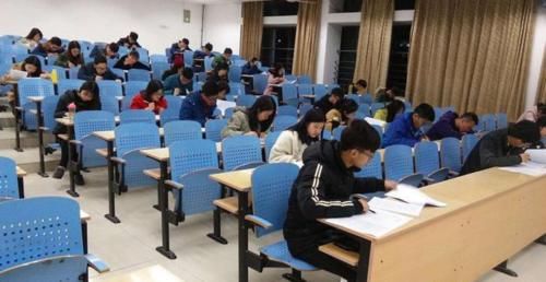 大学当中|大学60分万岁吗？大一期末考试很重要，新生不要等成绩出来再后悔