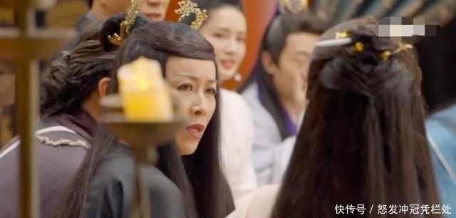 孙茜 杨紫被那英怼假单纯、张小斐被逼哭:倚老卖老的明星,真欺负人