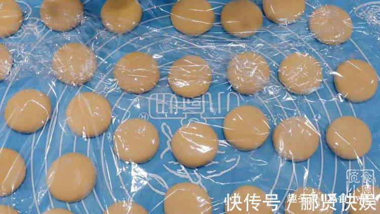 松软|适合孩子吃的健脾养胃山药饼,有平底锅就能做好,松软可口颜值高