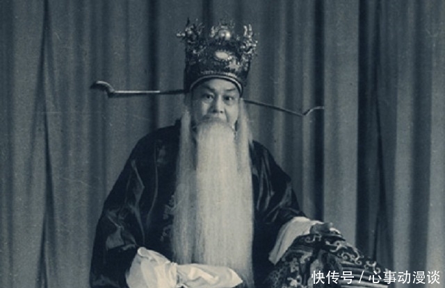 周信芳和裘丽琳:结缘京剧舞台,为爱毅然私奔,却未能见最后一面