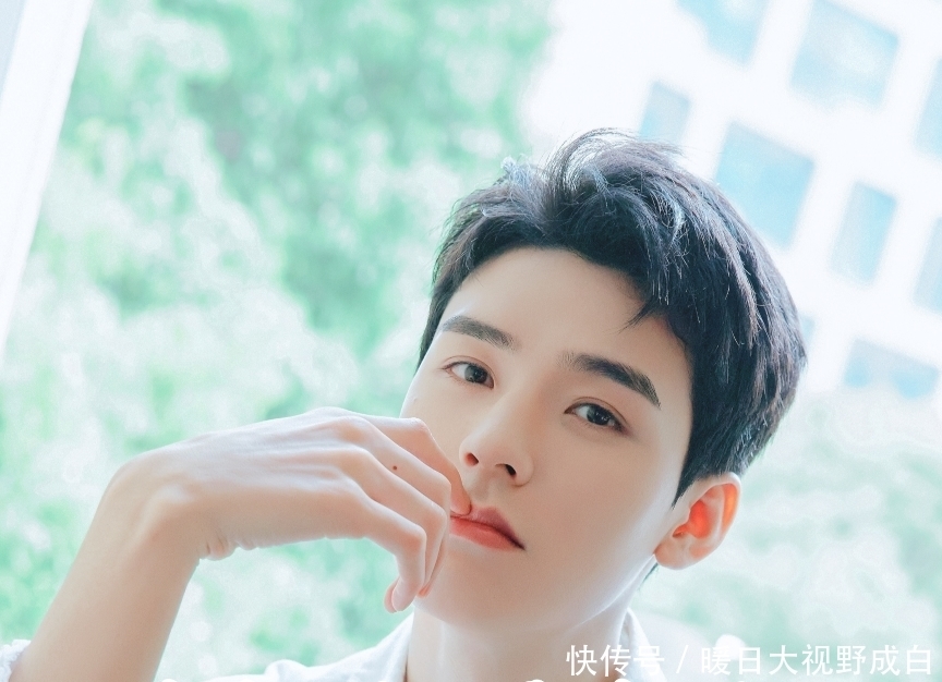 龚俊最新行程曝光,网传加盟《中餐厅5》录制,事业心太强了