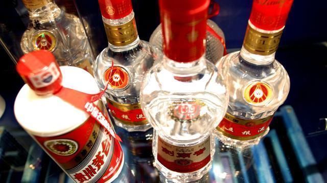 酱香|白酒香型哪种最好反正茅台的酱香都抵不过它,入口生津余味无穷