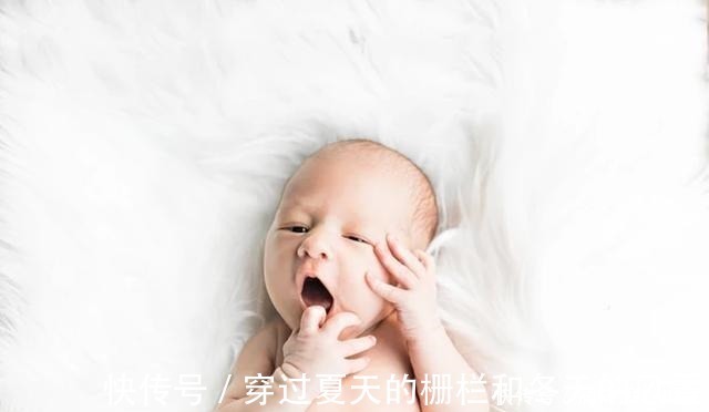 笑料|奶奶带孙子吃酒席,结束后成全村笑料,隔代育儿的这些痛谁知道