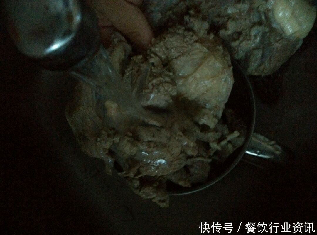 解馋|秒杀某师傅的红烧牛肉面,“他”来了,家里日常解馋必备!