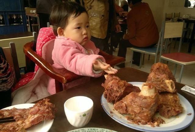 医生|4岁宝宝半夜突然流鼻血,送到医院后,医生的话让妈妈无法接受