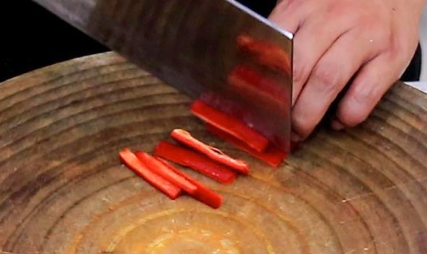 冬瓜哪种做法最香,厨师长都跟它一块炒,鲜香入味,做一盘不够吃