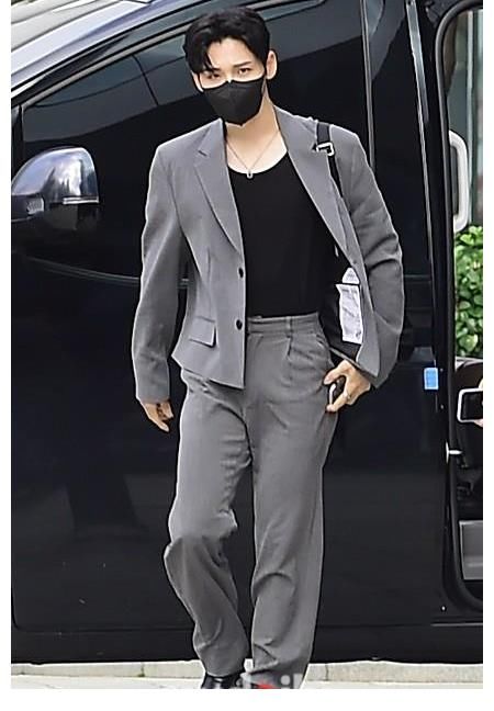 韓國男團「MD PHOTO」 韓國男團AB6IX成員田雄出演《崔華靜的Power Time》節(jié)目