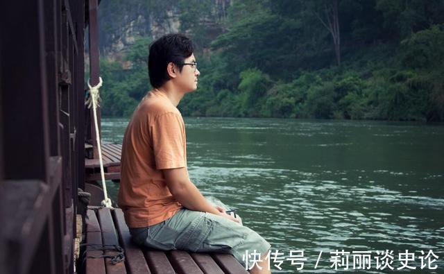 焦虑抑郁症|喝绿茶能缓解失眠?医生:常做2事,或可养心安神,改善睡眠质量