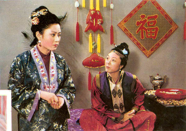 爱情$?赵姨娘与贾政:那些别人看不懂的爱情,藏着不为人知的情深