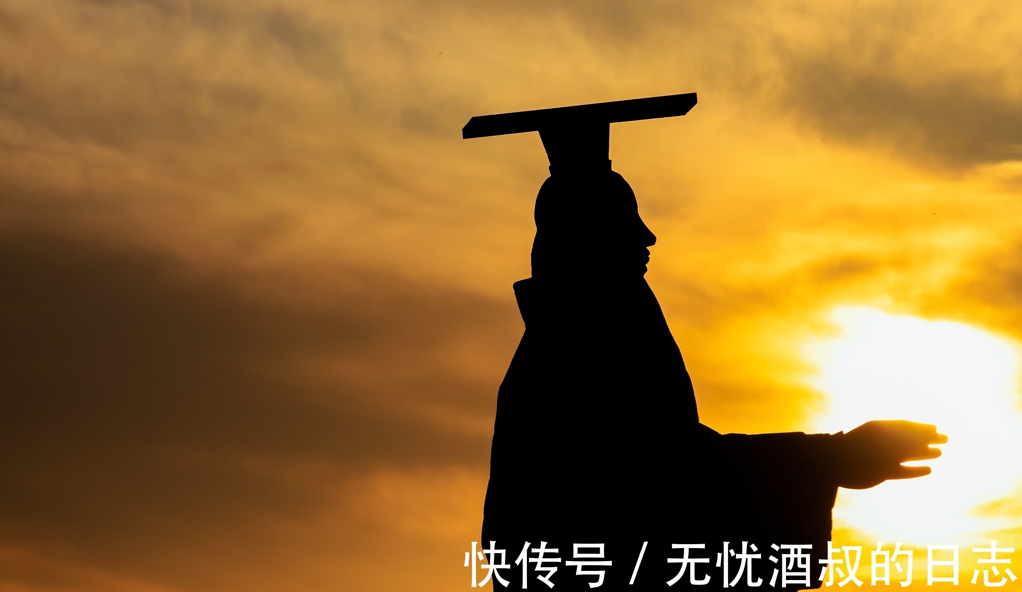 诗意@七言绝句《秋言狂志》,小诗有点狂劲,看看有没有喜欢的诗句?