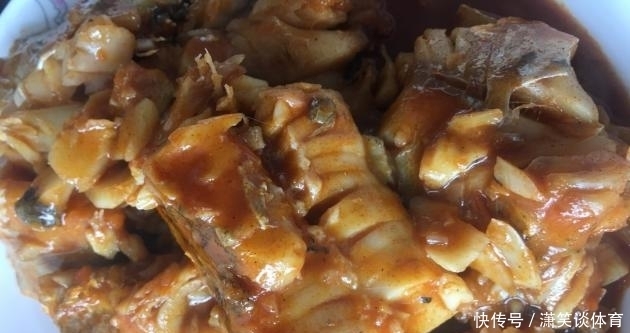 烹饪|鳕鱼这种做法,既入味又美味,适合冬季烹饪,暖心暖胃,营养加倍