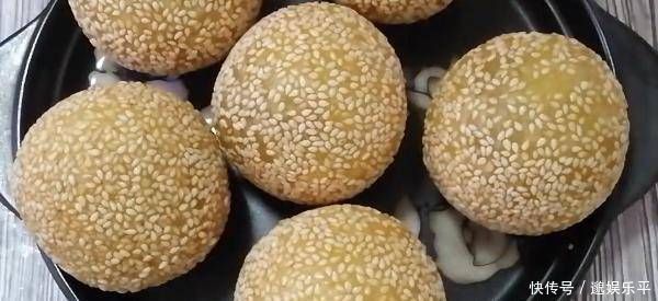 香喷喷的芝麻球,又甜又软的糯米,赶快去做吧