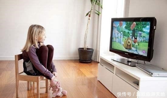 肚子|8岁女儿捂着肚子,自称里面有个“宝贝”,送医检查妈妈哭了