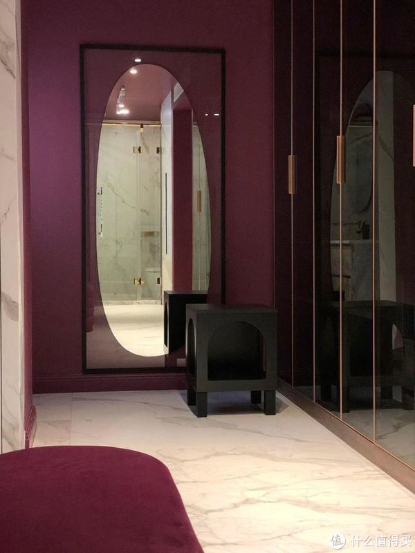 夫妻|成都夫妻家中的高级场面：凭一个楼梯就圈粉无数，职住一体太爽了