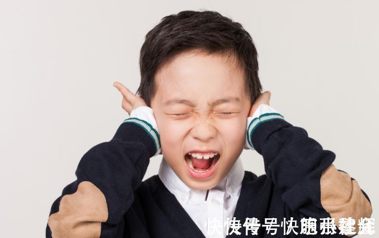 父母|孩子将来不孝顺父母,现在行为上就有“苗头”,只是父母不曾留意