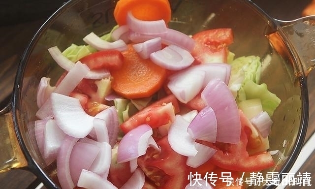 卷心菜|冬季就喝天然“瘦身汤”,每天一杯,堪比跑步5公里,肥肉悄悄掉