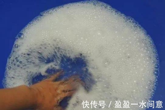 “洗衣粉”和“洗衣液”有何区别看完就明白，以后洗衣别再乱用！