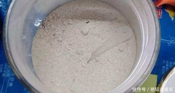栀子花茉莉花最爱“酸水”，半个月来一次，疯狂开花也没黄叶
