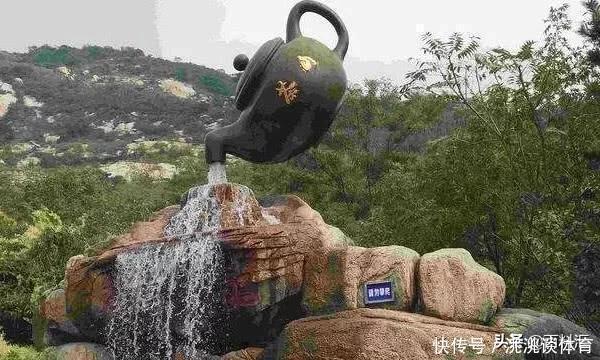 中国人|中国“悬空茶壶”水流不止，把老外看得一脸懵：中国人会魔法吗？