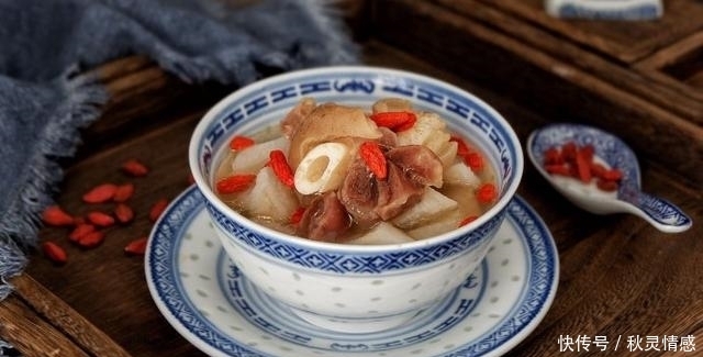 腥味|炖羊肉汤时,记住3个不要,羊肉鲜香爽口,还没有腥味