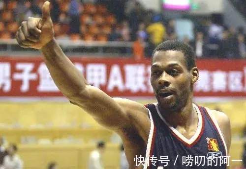纪录|CBA历史单场篮板纪录:姚明两次30+,前10被外援占据,1人独占5席