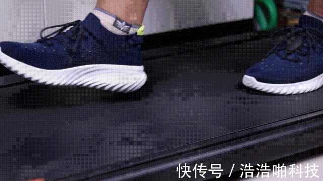 运动版 穿袜套鞋是怎么一种体验呢?网友:这个值得试一试