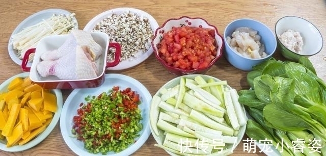 晒晒一家4口的晚餐,全是家常菜,用心搭配,家人爱吃,顿顿光盘