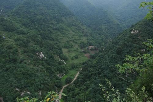 秦岭最美分水岭原来在宝鸡！一脚踏南北，火车、自驾都能抵达