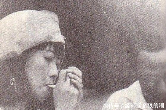 末代皇帝|末代皇帝溥仪为何将婉容的孩子扔到火堆中，她真的背叛溥仪了吗？