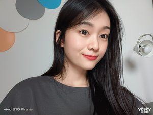 上手|自拍新体验：最自然的自己有多好看？vivo S10 Pro上手简评