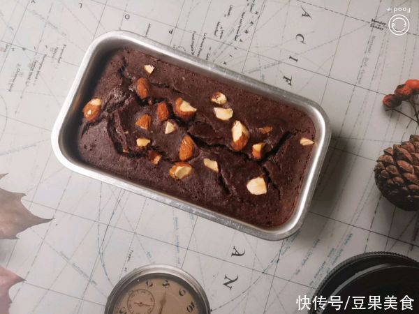 便当|今晚花10分钟做好香蕉布朗尼，明天便当就吃它