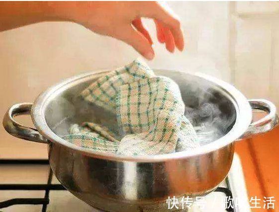 毛巾用久了油腻腻洗不净教你4个小妙招，毛巾干净清爽
