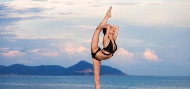 刘藤#中国第一柔术美女,把人体发挥到了极致,网友直呼太美了!