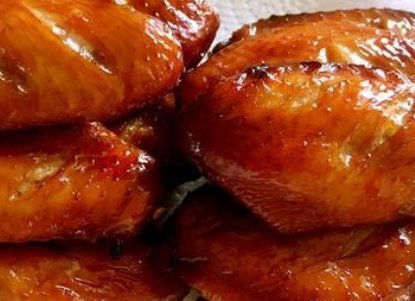 鸡翅|口味清淡爽滑美味,色泽红亮别有风味,孩子可以多吃米饭