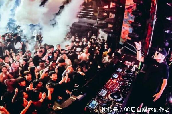 857是什么意思:泛指去酒吧蹦迪早八晚五