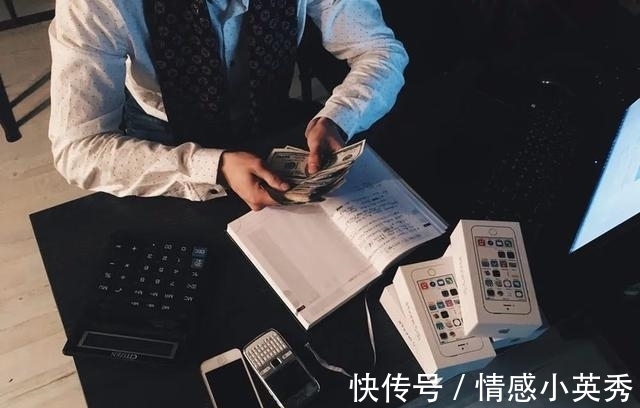 追踪富翁谷底翻身的经历:2条建议,避免你沦为又穷又忙的成年人