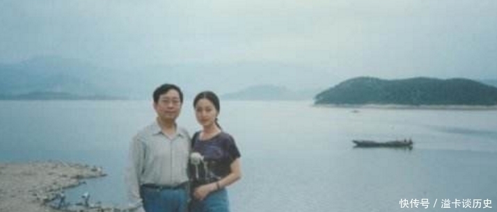 王朔!余秋雨水平究竟如何?陈丹青的评价略显肤浅,不及王朔一针见血