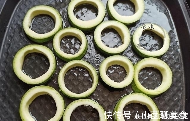 毛钱|它是天然补钙蔬菜，9毛钱一斤，教你做成早餐饼，孩子常吃免疫高