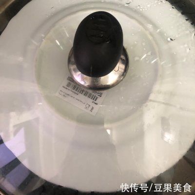 蛋清|简单几步做好一盘清凉解暑绿豆蒸蛋糕,快速搞定一餐饭
