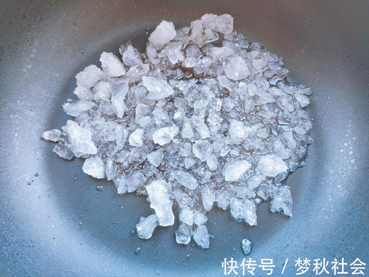 冰糖块|自制琥珀核桃,香甜酥脆,大人小孩都爱吃,比买的还好吃