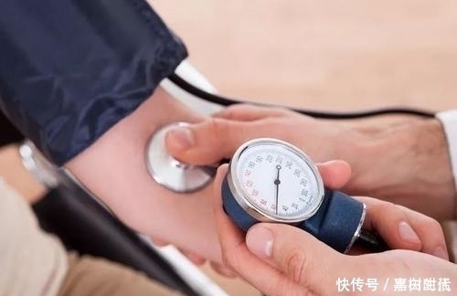 医生|医生提醒：血压高的人，除了盐，还要警惕“3素”，越吃血压越高